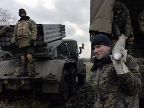 Армия Украины прорвала позиции противника в районе Мариуполя - ảnh 1